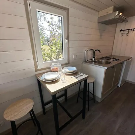 Eco Village Bio Logis